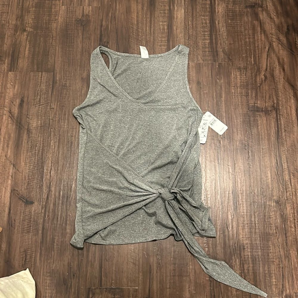 NWT Splendid “Studio” Gray Tank, Size Large